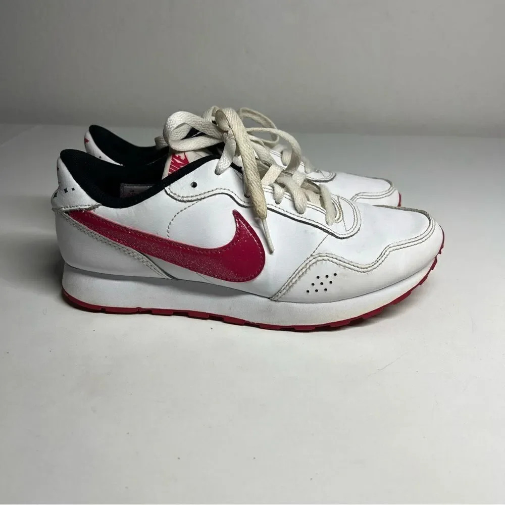 Nike MD Valiant SE Big Kids' Running Shoes DC9307-100 Size 5,5Y White Pink